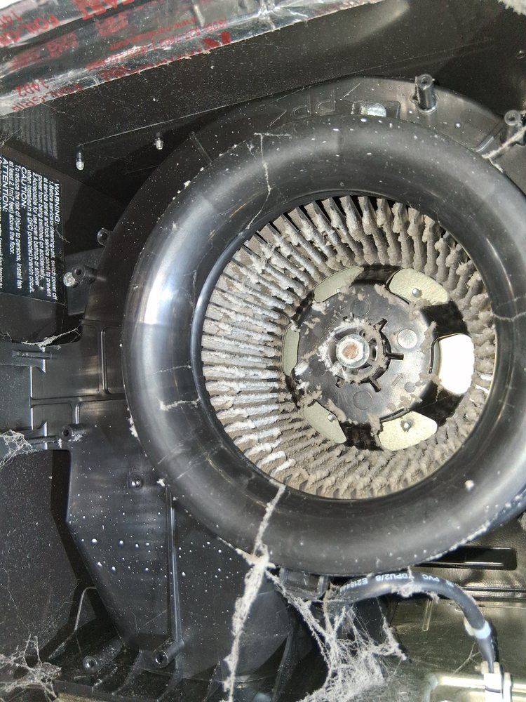 Tomas Vent Cleaning gallery photo